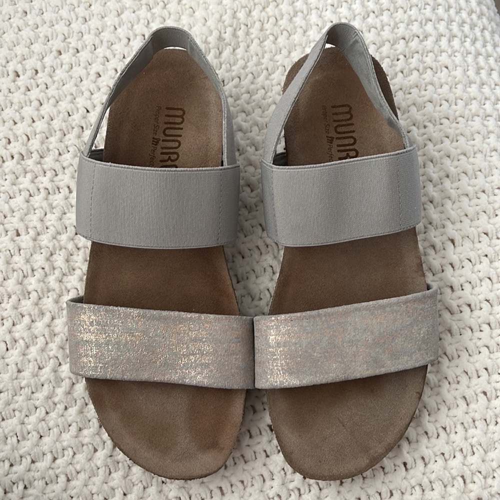 Munro Pisces Sandal in Silver Gray 6